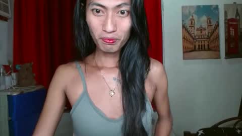 queensteffi online show from November 24, 2025, 8:58 am