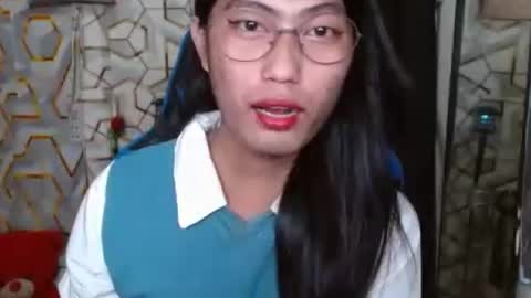 Snapshot of queensteffi chatting on July 8, 2026, 7:40 pm queensteffi online show from July 8, 2026, 7:40 pm