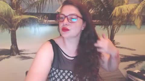 queenxnatasha online show from August 4, 2026, 9:06 pm