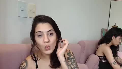 queenyvie online show from February 9, 2026, 6:23 pm