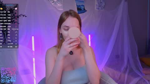 Snapshot of quennacindy chatting on September 13, 2025, 1:27 am Teri  My favorite vibes 77 101 222 666 online show from September 13, 2025, 1:27 am