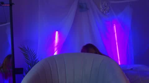 Snapshot of quennacindy chatting on October 5, 2025, 1:26 am Teri  My favorite vibes 77 101 222 666 online show from October 5, 2025, 1:26 am