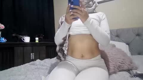 Snapshot of queridita chatting on May 23, 2026, 1:00 am queridita online show from May 23, 2026, 1:00 am