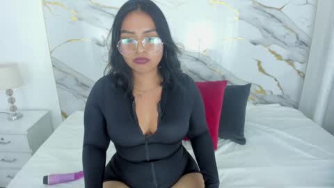 Pamela  online show from February 8, 2025, 1:00 am