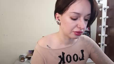 quiet_smile online show from February 27, 2026, 10:37 am