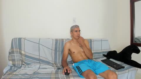 QuinnAndPuma online show from March 8, 2025, 3:50 am
