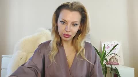 qurli24 online show from March 9, 2025, 11:25 am