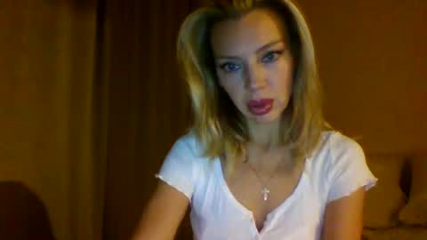 qurli24 online show from October 24, 2025, 11:34 pm