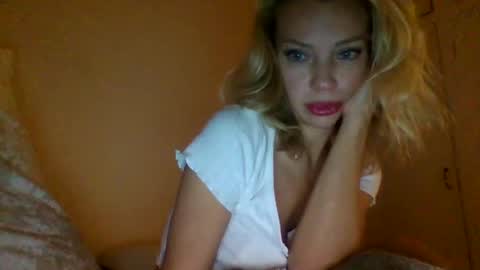 qurli24 online show from October 27, 2025, 10:36 pm