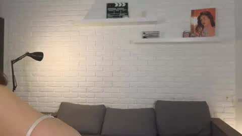 kiri online show from April 19, 2026, 9:39 pm