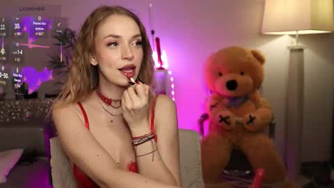 Nova Hollis online show from February 20, 2026, 4:31 am