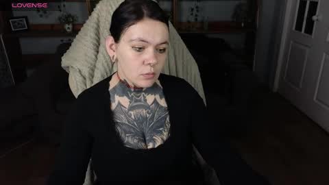 Snapshot of qwertyannie_lbo chatting on April 27, 2026, 4:05 pm qwertyannie_lbo online show from April 27, 2026, 4:05 pm