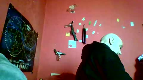 qwertyuiop22348015 online show from April 5, 2026, 11:18 am