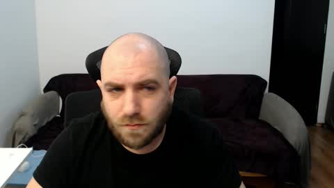 Snapshot of r0bila chatting on March 7, 2026, 11:13 pm R0bila online show from March 7, 2026, 11:13 pm