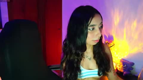 Snapshot of r0ttenangel chatting on November 13, 2025, 5:28 am Angel online show from November 13, 2025, 5:28 am