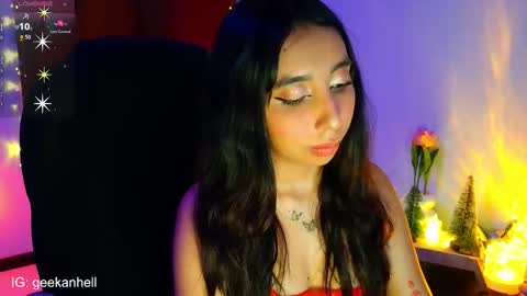 Snapshot of r0ttenangel chatting on December 3, 2025, 5:48 am Angel online show from December 3, 2025, 5:48 am