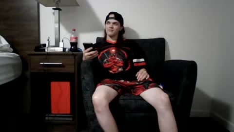 Snapshot of r_monkey583 chatting on September 14, 2025, 3:16 am r_monkey583 online show from September 14, 2025, 3:16 am