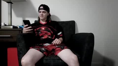 Snapshot of r_monkey583 chatting on October 17, 2025, 3:03 pm r_monkey583 online show from October 17, 2025, 3:03 pm