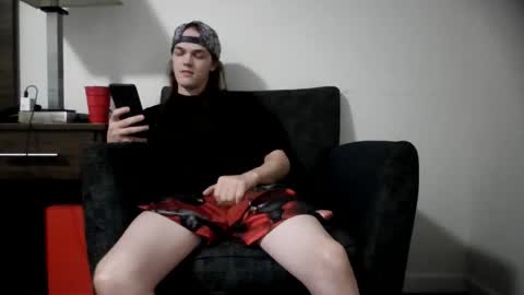 Snapshot of r_monkey583 chatting on October 24, 2025, 2:57 pm r_monkey583 online show from October 24, 2025, 2:57 pm