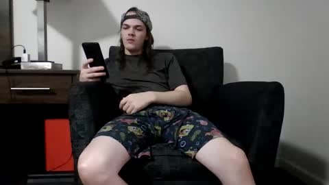 Snapshot of r_monkey583 chatting on November 13, 2025, 3:55 pm r_monkey583 online show from November 13, 2025, 3:55 pm