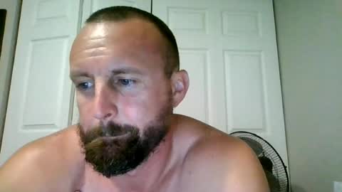 r_shackleford15 online show from July 9, 2026, 8:24 pm