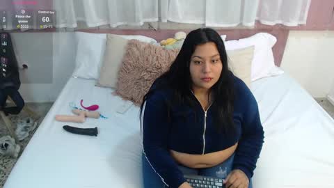 Snapshot of racheel_moore chatting on September 19, 2025, 11:11 am rachel  online show from September 19, 2025, 11:11 am