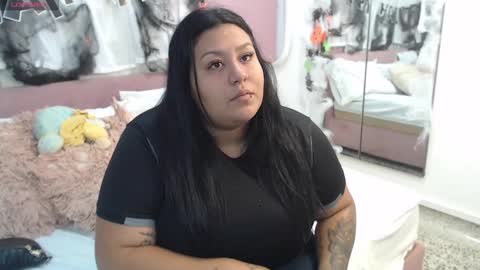 Snapshot of racheel_moore chatting on October 10, 2025, 10:47 am rachel  online show from October 10, 2025, 10:47 am