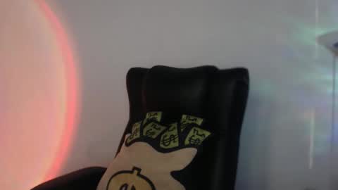    online show from February 4, 2026, 1:22 am