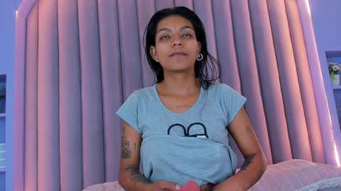  RACHEL  online show from January 18, 2025, 11:43 am