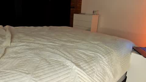 Sherryl online show from March 24, 2026, 6:24 pm