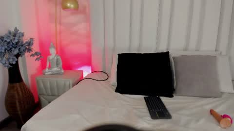 RACHEL online show from June 25, 2026, 4:56 am
