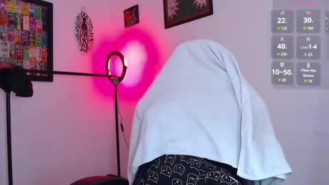 rachell_420 online show from May 14, 2026, 2:57 pm