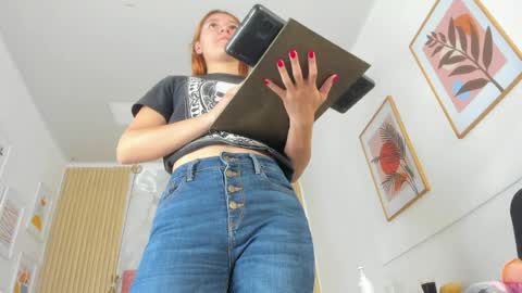 rachellesc online show from June 11, 2026, 12:03 pm