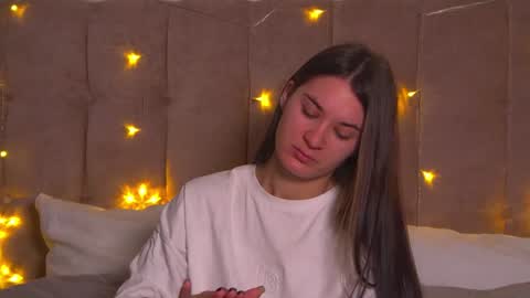 Snapshot of rachellsimpson chatting on December 8, 2024, 6:39 pm RachellSimpson online show from December 8, 2024, 6:39 pm
