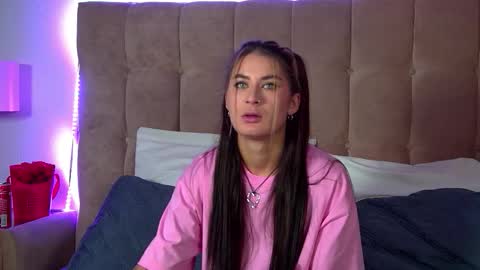 Snapshot of rachellsimpson chatting on October 10, 2025, 6:40 pm RachellSimpson online show from October 10, 2025, 6:40 pm