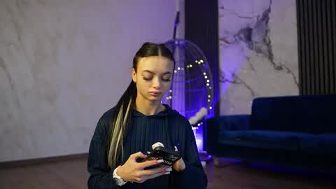Snapshot of rachelravee chatting on March 14, 2026, 5:24 am Ann online show from March 14, 2026, 5:24 am