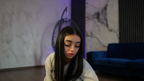 Snapshot of rachelravee chatting on April 12, 2026, 4:17 am Ann online show from April 12, 2026, 4:17 am