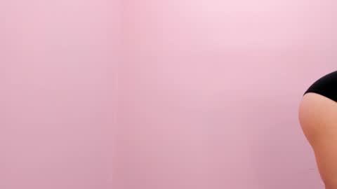 Snapshot of radiant_sapphire chatting on December 6, 2024, 5:55 pm radiant_sapphire online show from December 6, 2024, 5:55 pm