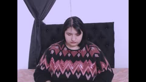 radiantgoddes online show from September 19, 2025, 1:12 pm