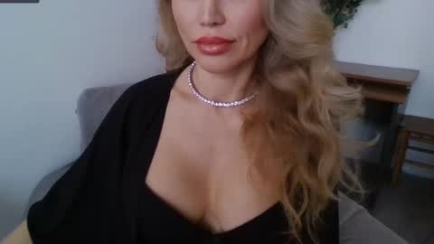 Radmila Star online show from February 28, 2025, 2:09 pm