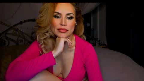 Snapshot of radmila_star chatting on April 7, 2026, 5:13 pm Radmila Star online show from April 7, 2026, 5:13 pm