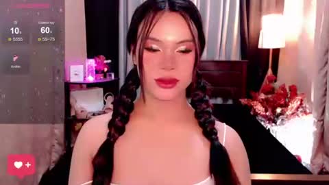 raeganclinton online show from September 26, 2025, 2:04 am