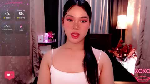 raeganclinton online show from September 30, 2025, 11:32 pm