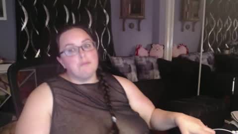 RaeRoughNBusty online show from April 4, 2026, 2:43 am