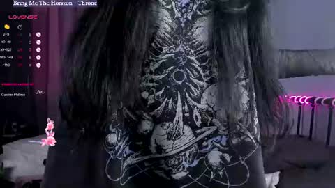 Janna  online show from June 15, 2026, 9:11 am