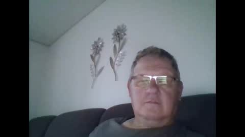 raididl online show from October 12, 2025, 5:50 am