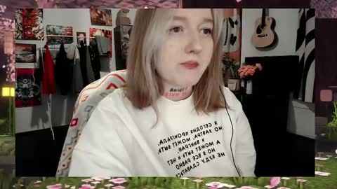 Snapshot of raiingurl chatting on October 2, 2025, 6:31 am Kate online show from October 2, 2025, 6:31 am