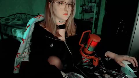 Kate online show from March 12, 2026, 7:20 pm