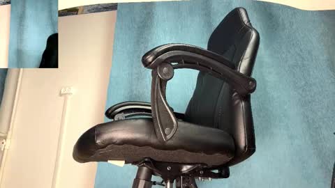 Snapshot of rainbow_farmer_james chatting on October 3, 2025, 5:21 pm Rainbow James  online show from October 3, 2025, 5:21 pm