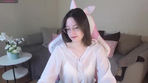 rainybella online show from November 13, 2025, 7:18 am